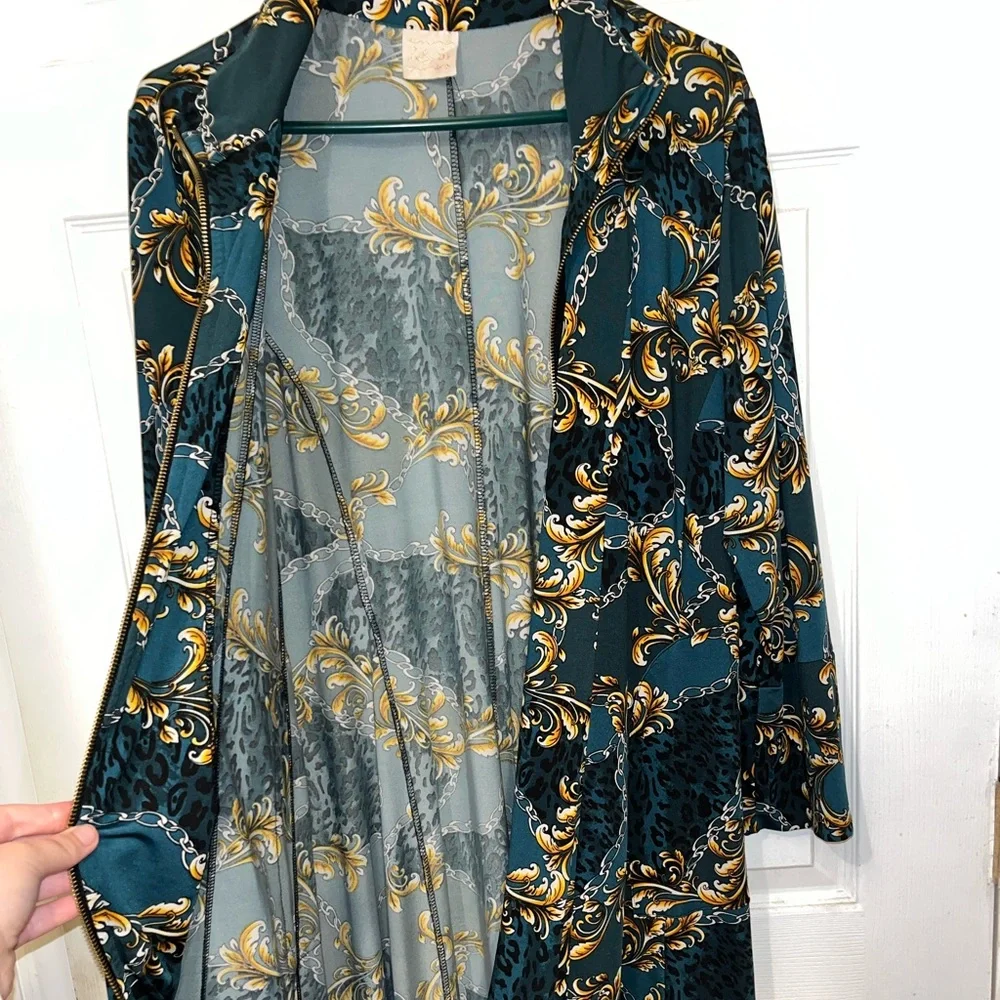 Zadie B’s - Picture 6 of 7